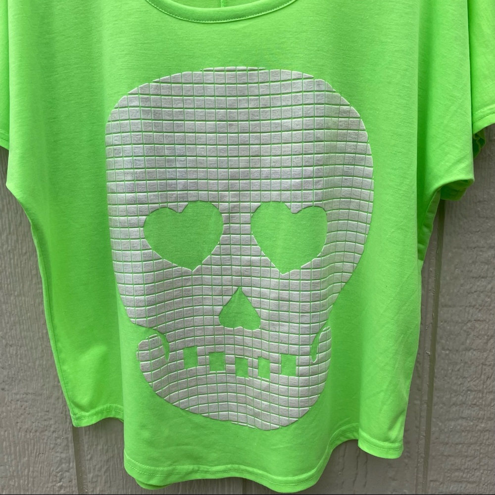 Ultra Flirt | Vintage Neon Green Skull Graphic Loose Top - Picture 3 of 8